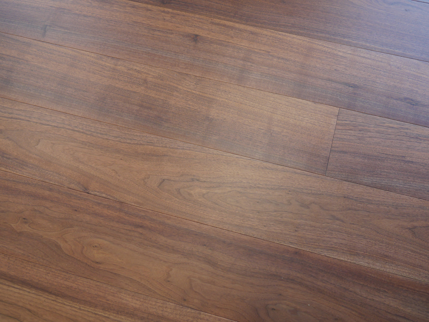 American Black Walnut (Engineered Multi Layer UV Oiled)