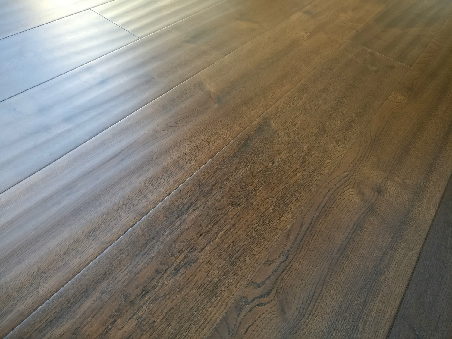 Coffee Oak Handscraped (Engineered)