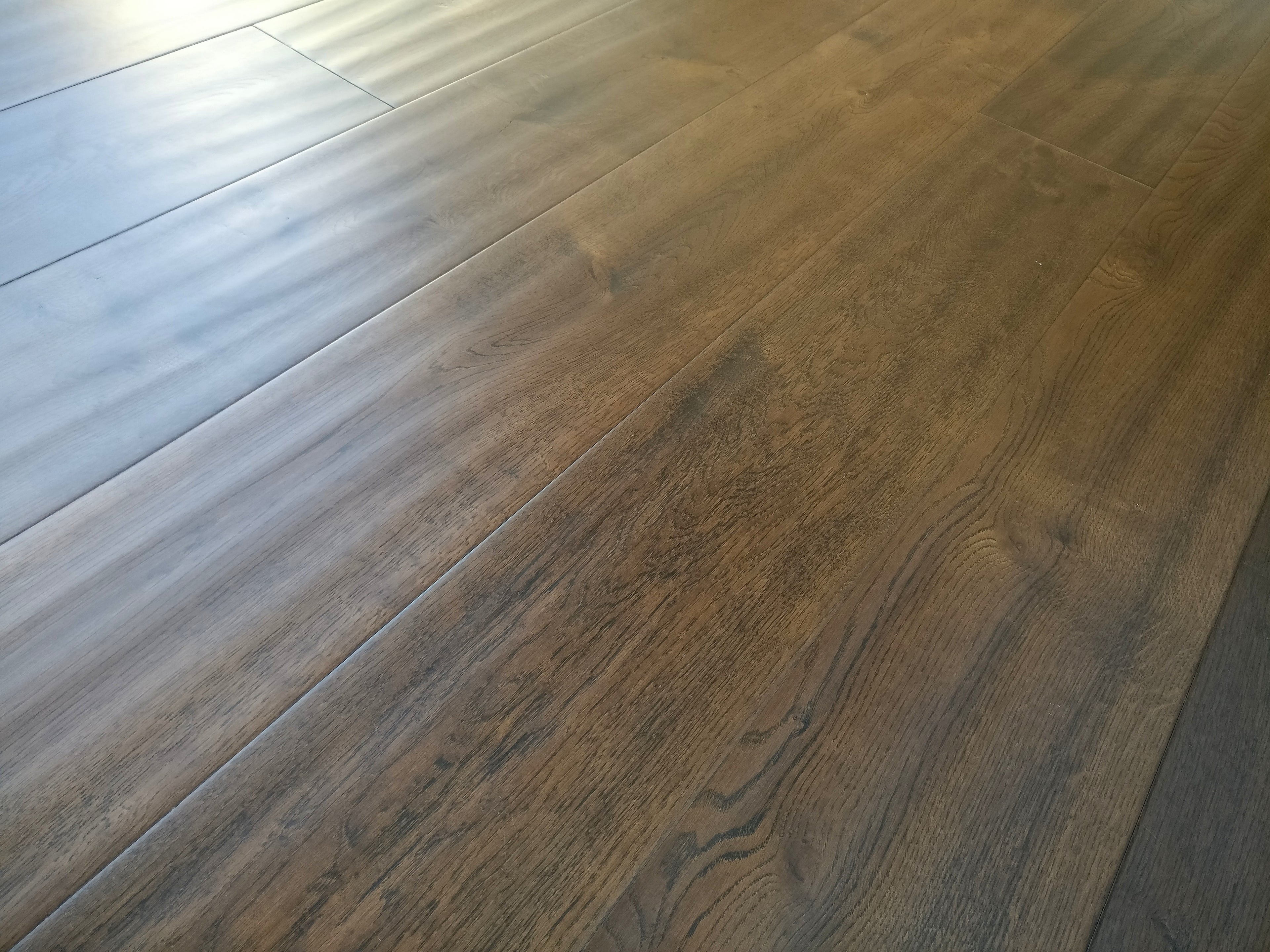 Coffee Oak Handscraped (Engineered)