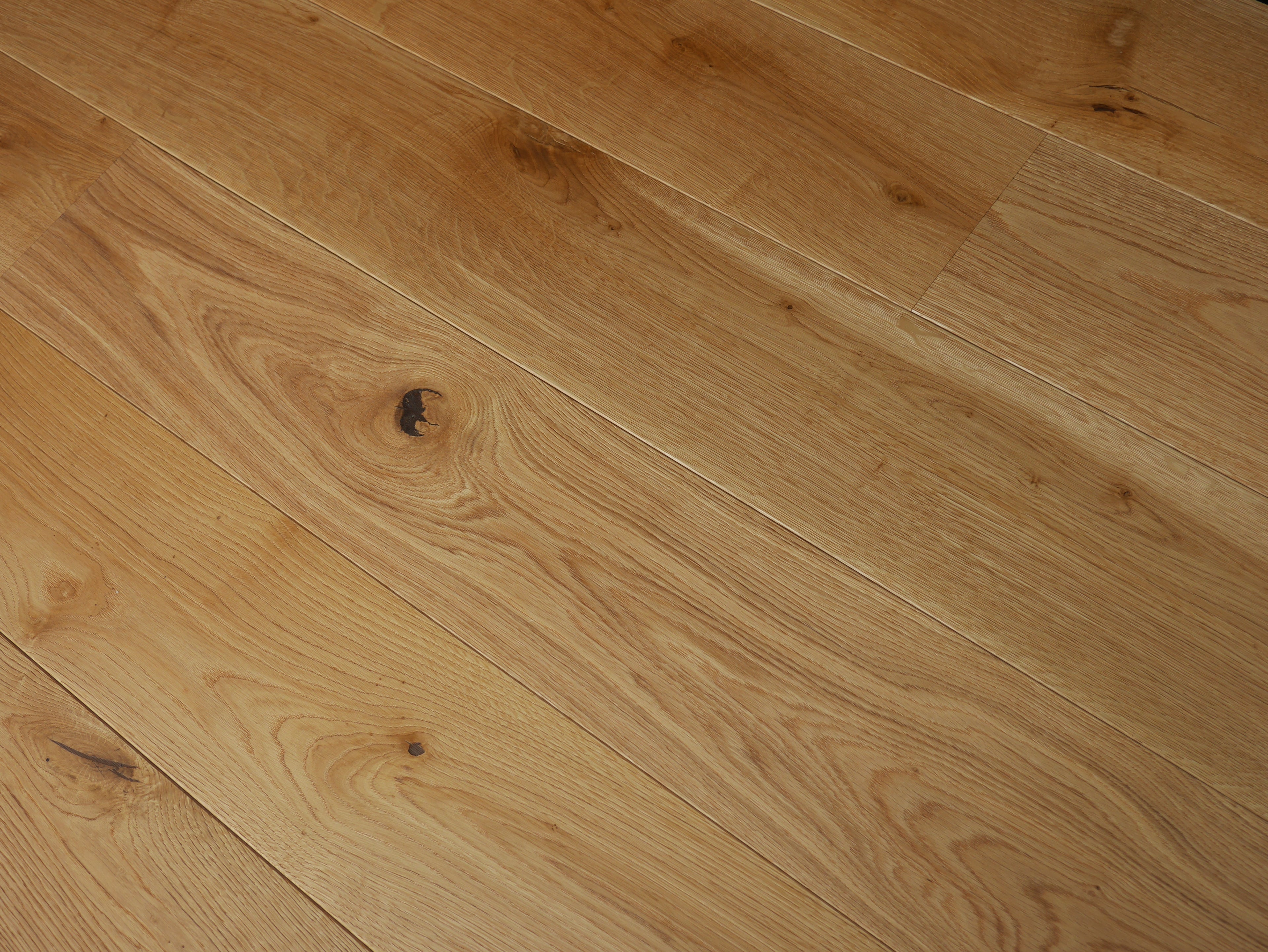 Rustic Oak Natural Brushed (Engineered)