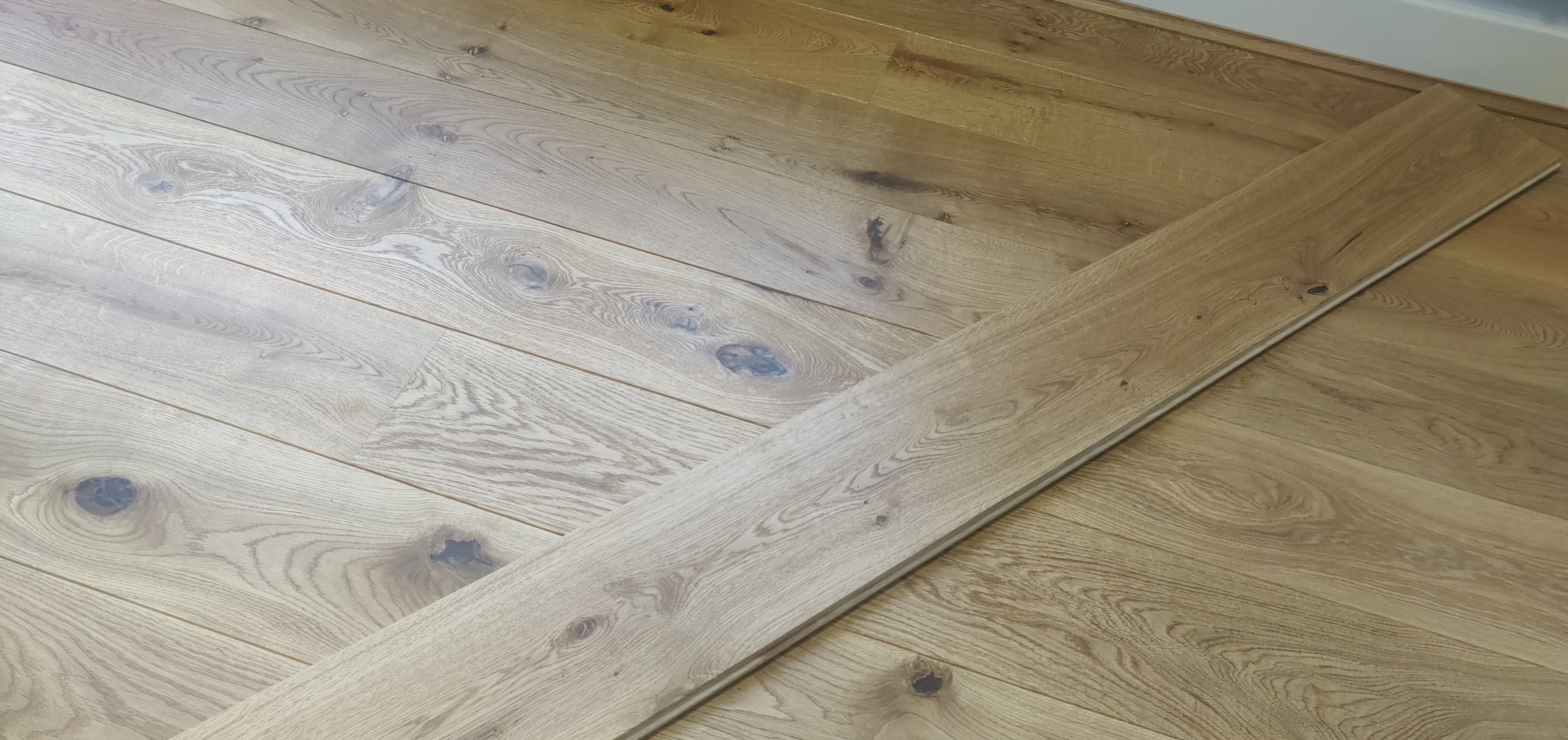 Rustic Oak Natural (Engineered)